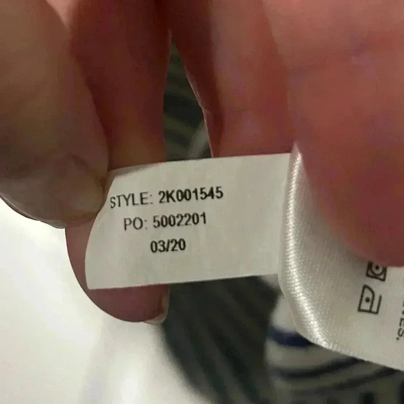 Vineyard Vines Martha's Vineyard half zip striped white w/blue Terry size small - Picture 8 of 10